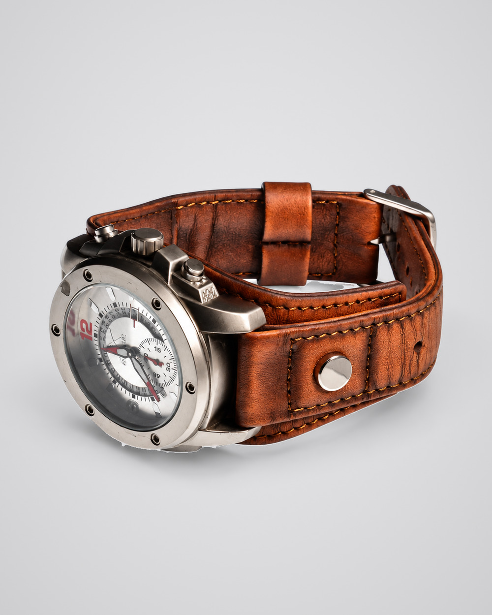 Reloj cronógrafo robusto con correa Curved de cuero